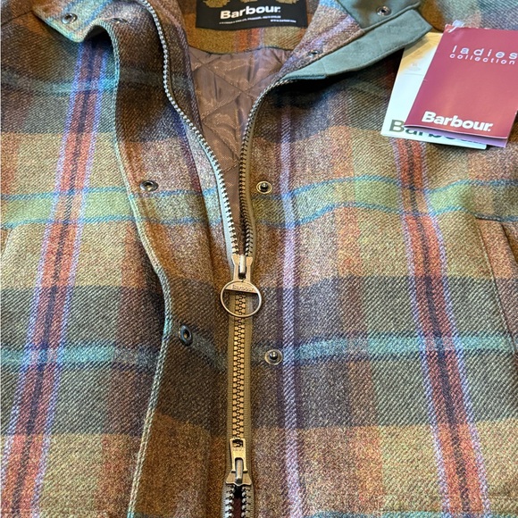 Barbour Tweed Hunting Jacket.  NWT !!! - Picture 11 of 16